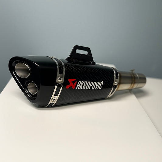Escape moto doble salida carbono Akrapovic Style