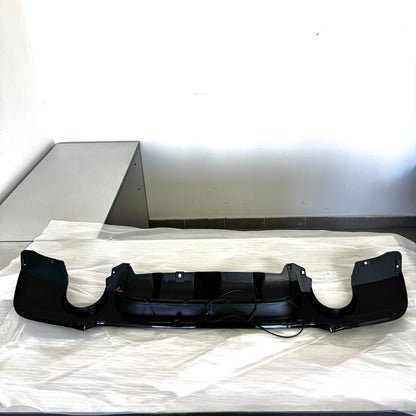 Difusor trasero BMW E90 E92 E93 con luz LED estilo M Performance