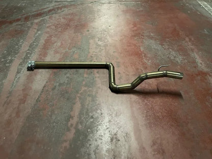 Sistema de Escape Deportivo + Punta Akrapovič Carbono